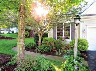 28 Champlain Cir, Plymouth, MA 02360
