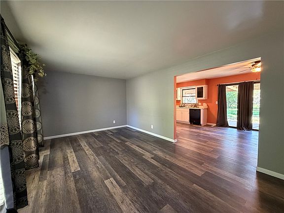 5th image of 2100 Ironwood Ln