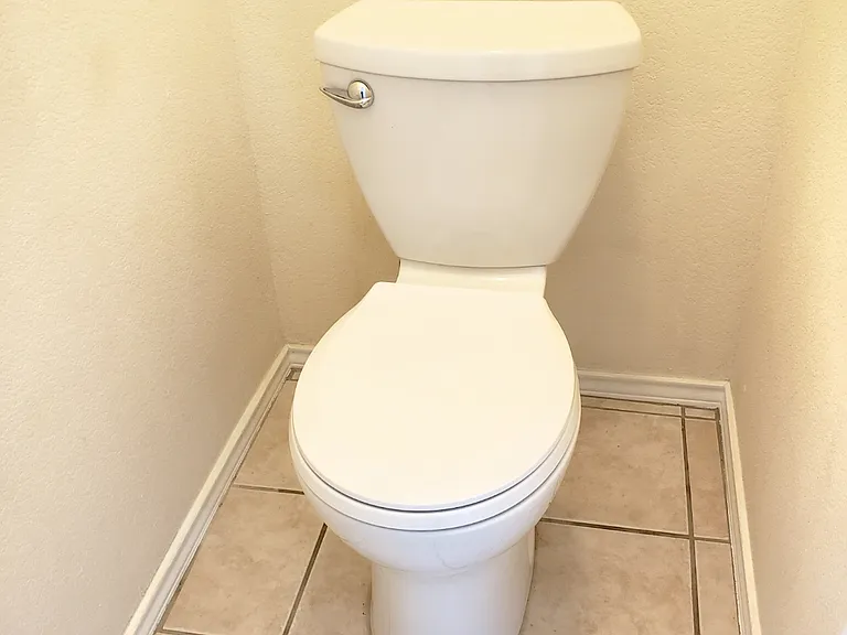 2607 Daisy Ln — Photo 5