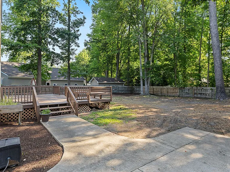 1309 Chelbrook Rd — Photo 43