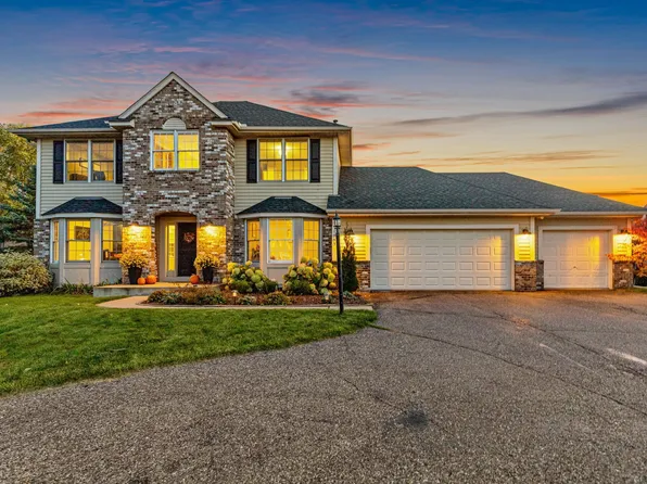 1883 Lochaven Dr, Woodbury, MN 55125