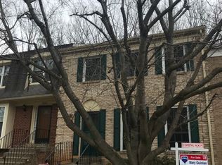 9004 Fox Grape Ln, Springfield, VA 22152