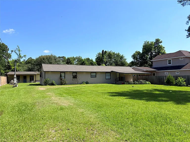 17807 Dean Ct — Photo 3
