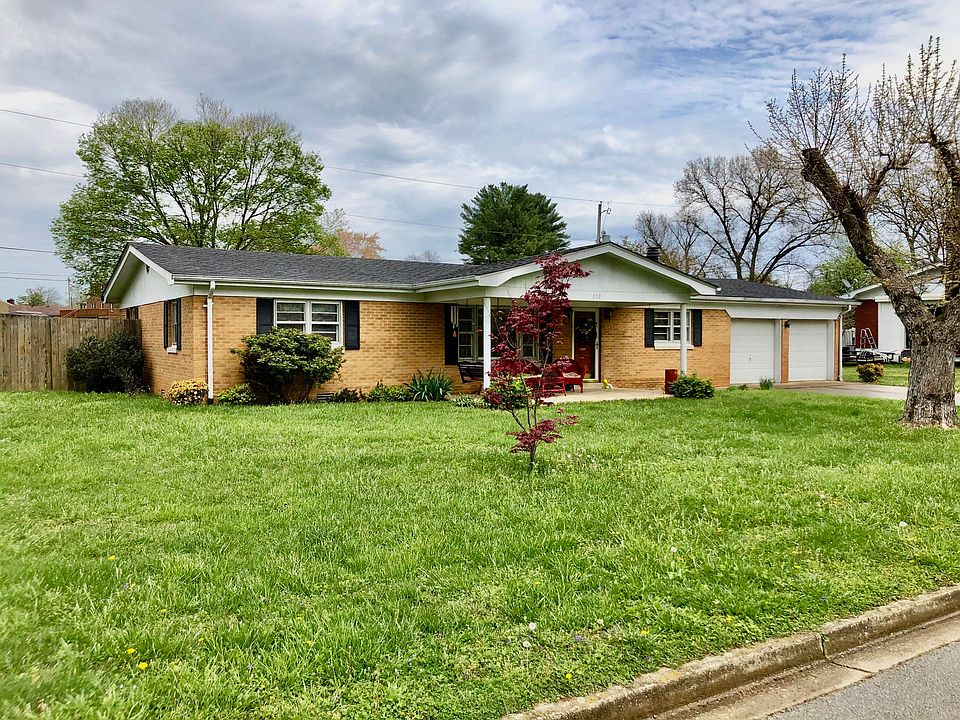 1st image of 202 Robin Dr