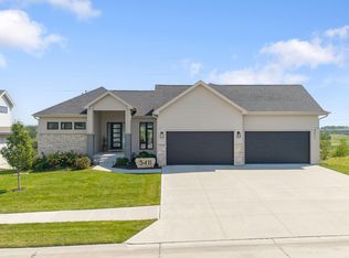 5411 N 205th St, Elkhorn, NE 68022