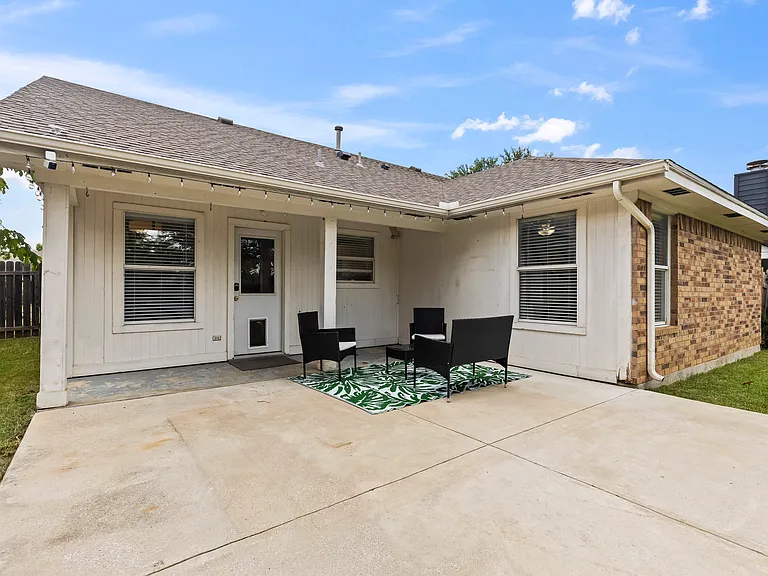 311 Nita Ln — Photo 17