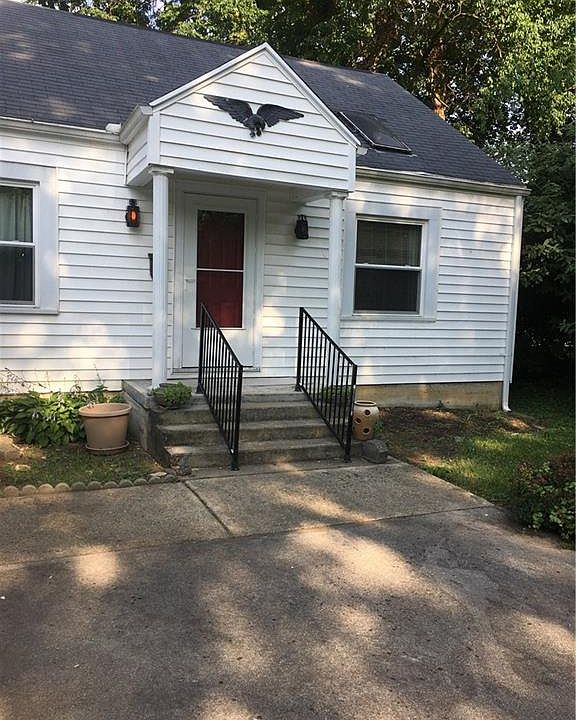 1st image of 470 Shiloh Dr