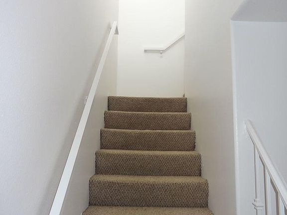 3rd image of 11476 Miranda St #214