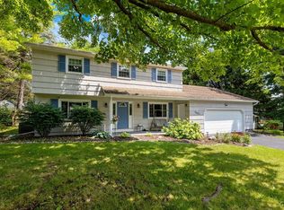 7651 Farmington Rd, Manlius, NY 13104