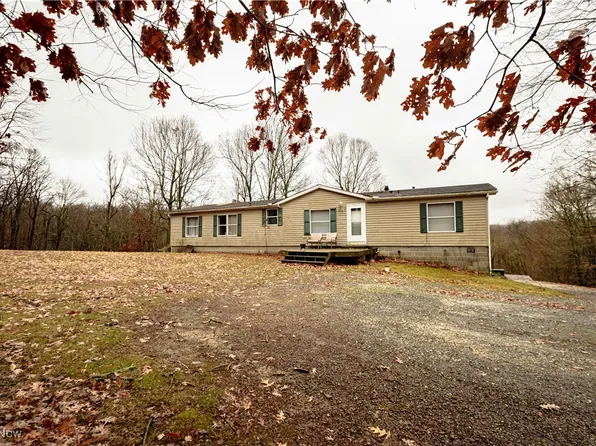 3088 Ivory Rd NW, Carrollton, OH 44615