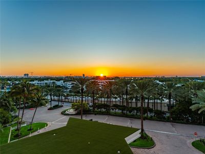 10275 Collins Ave APT 527, Bal Harbour, FL, 33154