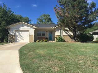 936 W 22nd St, Ada, OK 74820