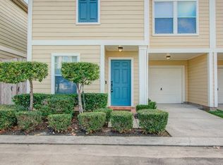 714 Redwing Place Dr, Houston, TX 77009