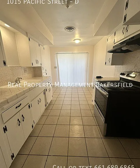 1015 Pacific St #D — Photo 33