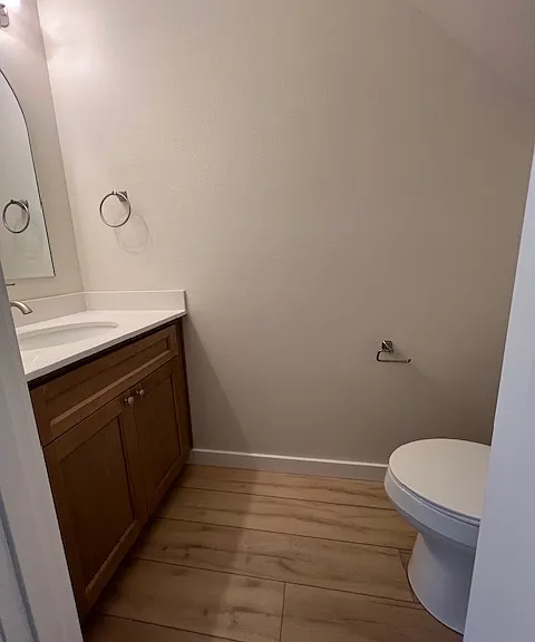 910 Hardcastle Ave — Photo 12