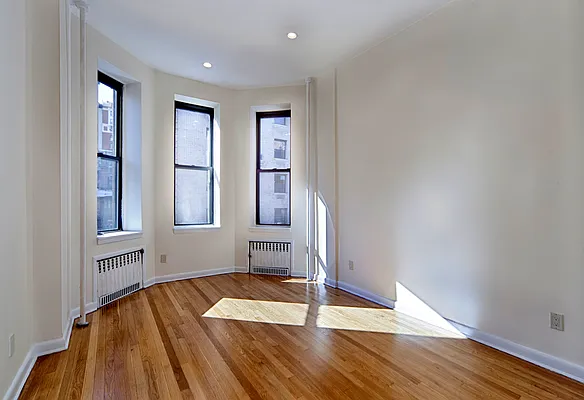 Rented by Brown Harris Stevens | media 4