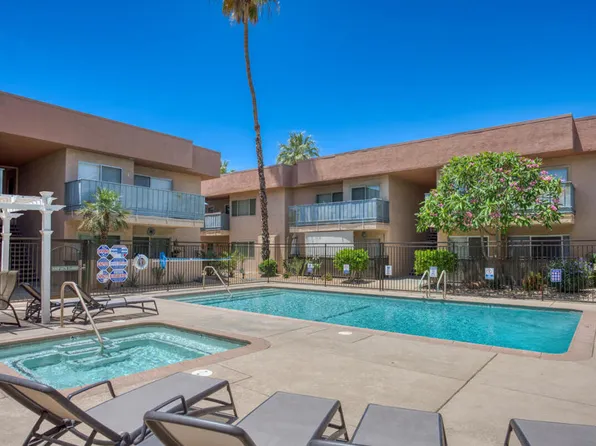 400 N Sunrise Way APT 220, Palm Springs, CA 92262