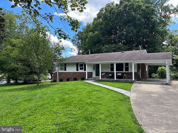 2nd image of 13700 Drake Dr