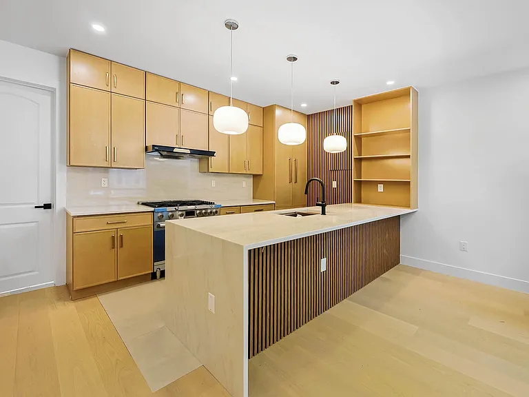 153 Weirfield St #B — Photo 29
