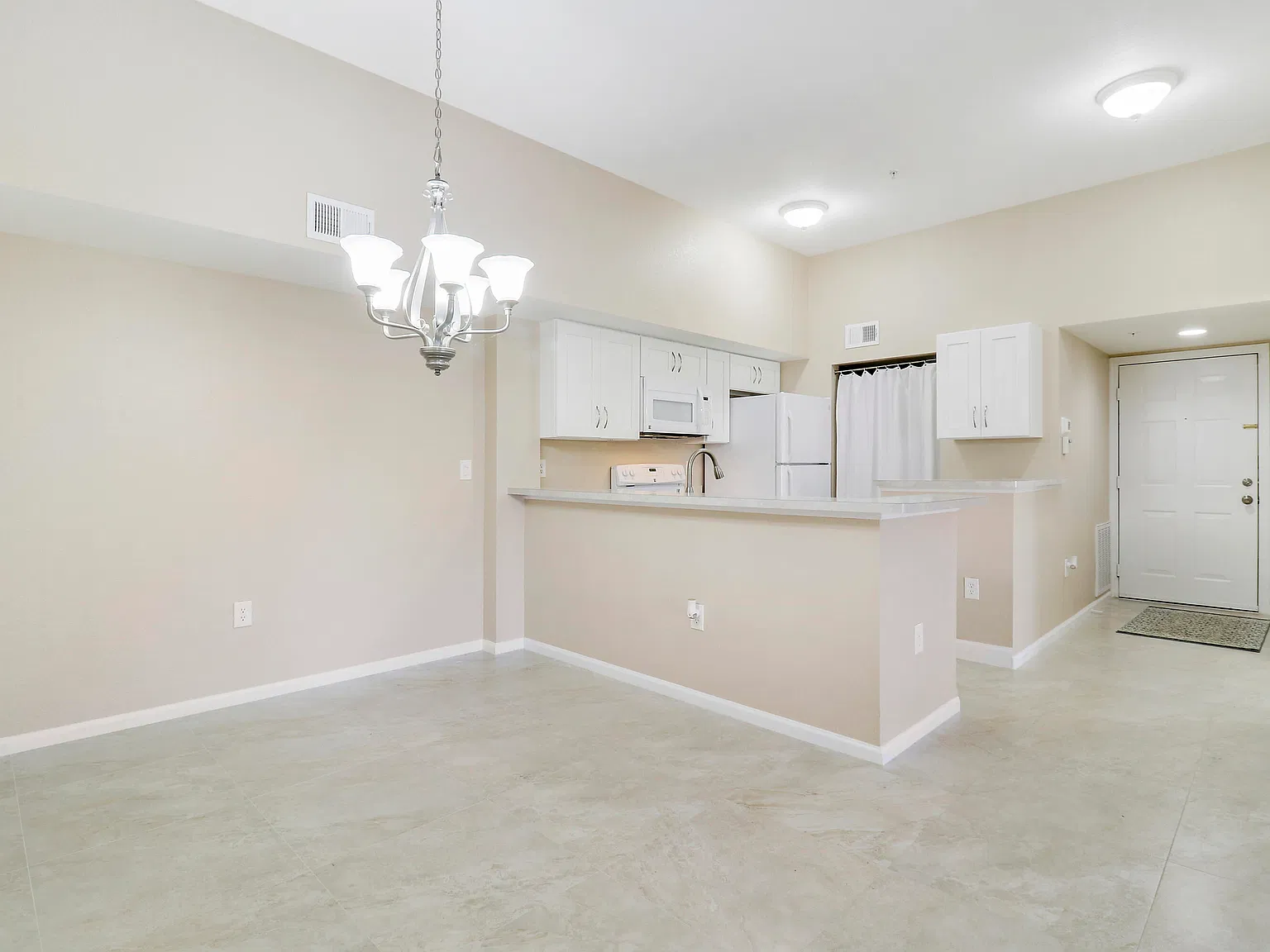 2 bed, 2.0 bath, 1033 sqft, $1,850 — Photo 4
