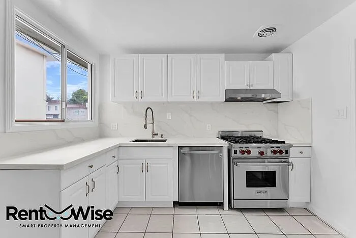 110 Cuesta Dr — Photo 14