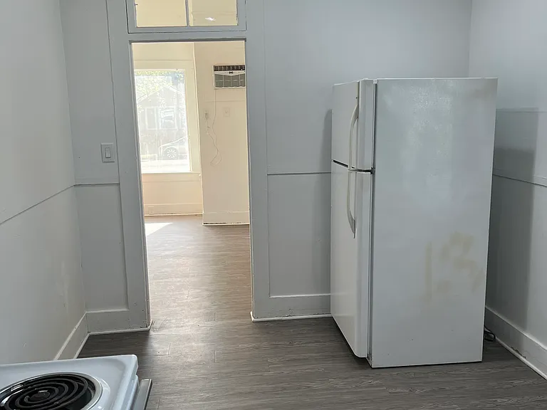 184 Elm St #1 — Photo 2