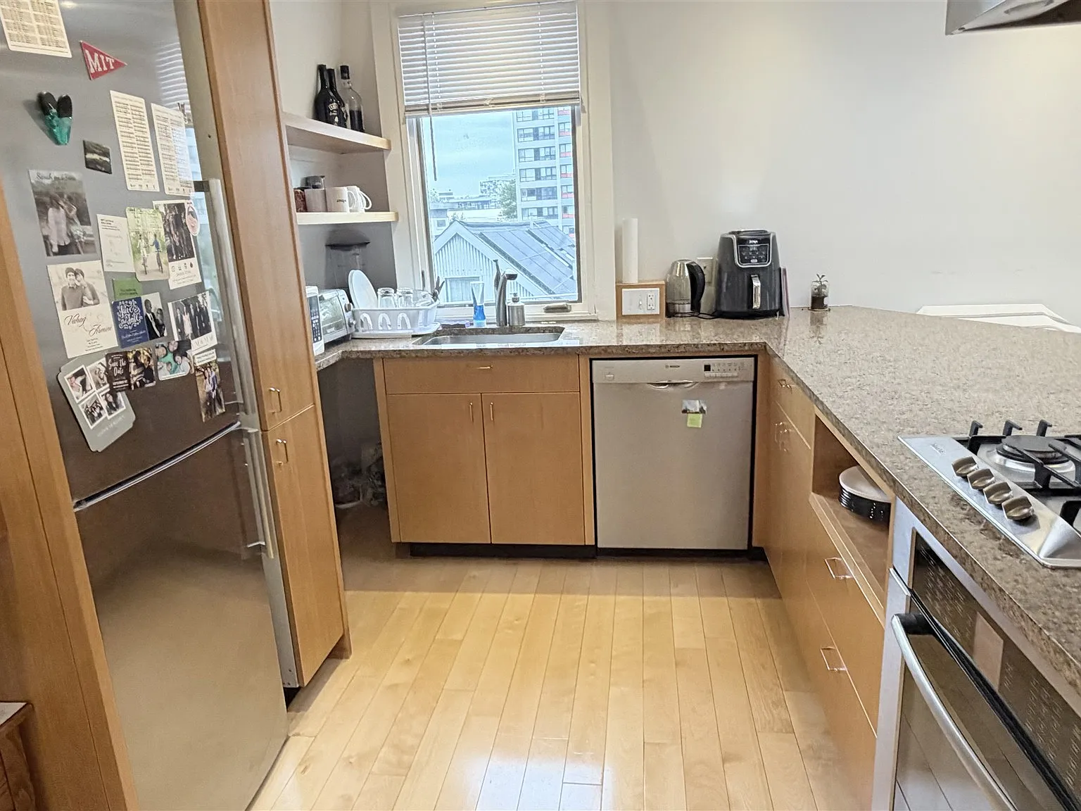 1 bed, 700 sqft, $2,900 — Photo 2