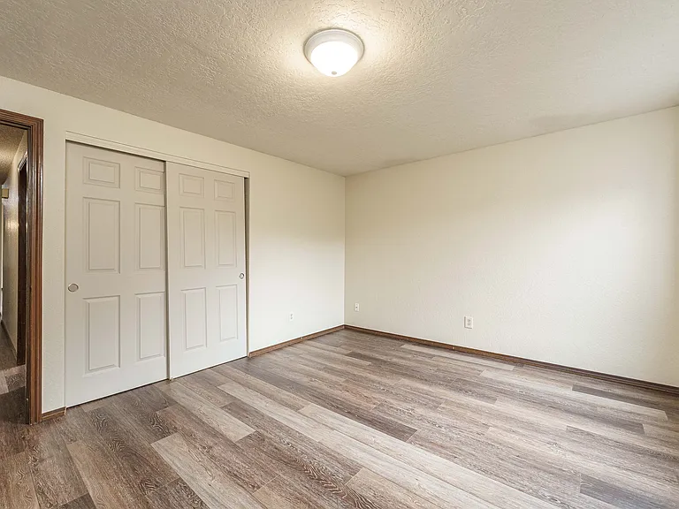 4918 Plomondon St — Photo 19