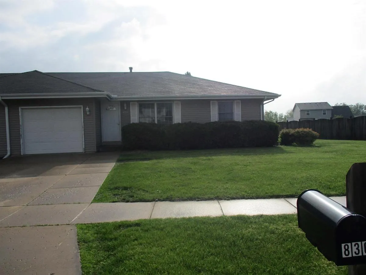 834 Quail Run photo 1
