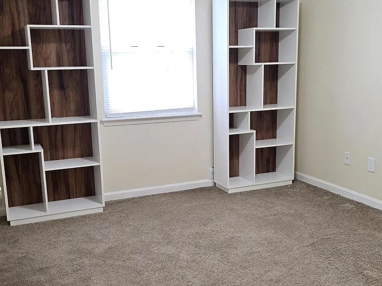 8240 Pear Rd — Photo 18