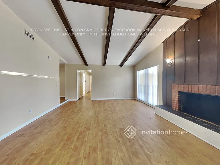8303 W Hiawatha St — Photo 4