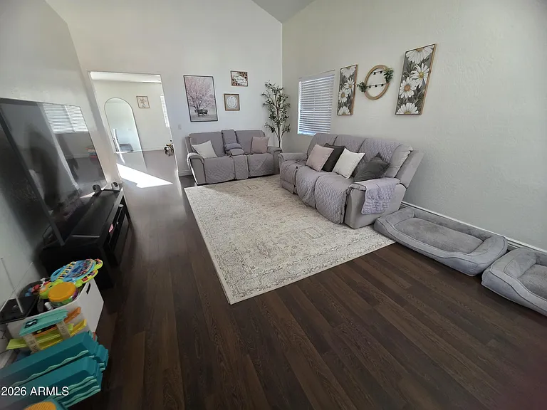 5266 S 236th Ave — Photo 2