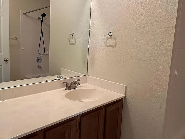 3509 Ruby Red Dr — Photo 6