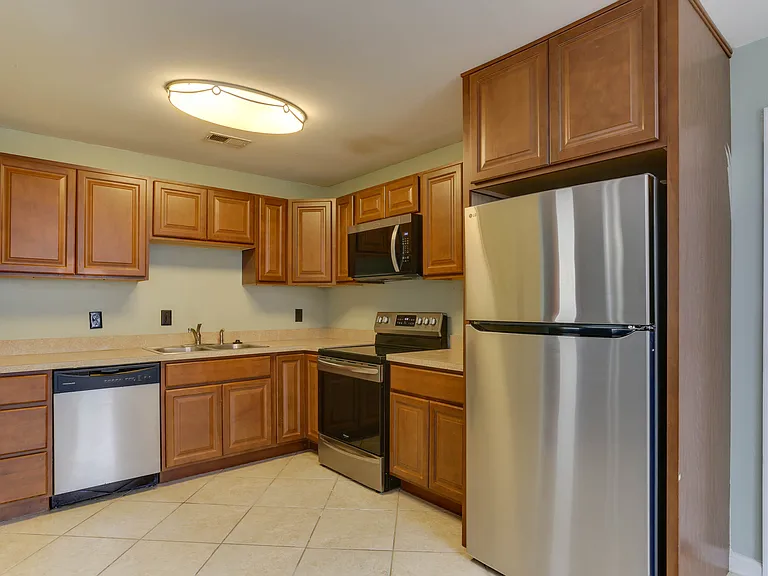 3521 Dana Ln — Photo 8