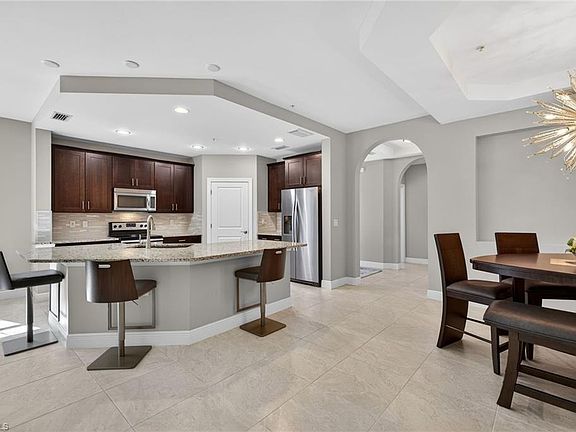 4th image of 10479 Casella WAY #102