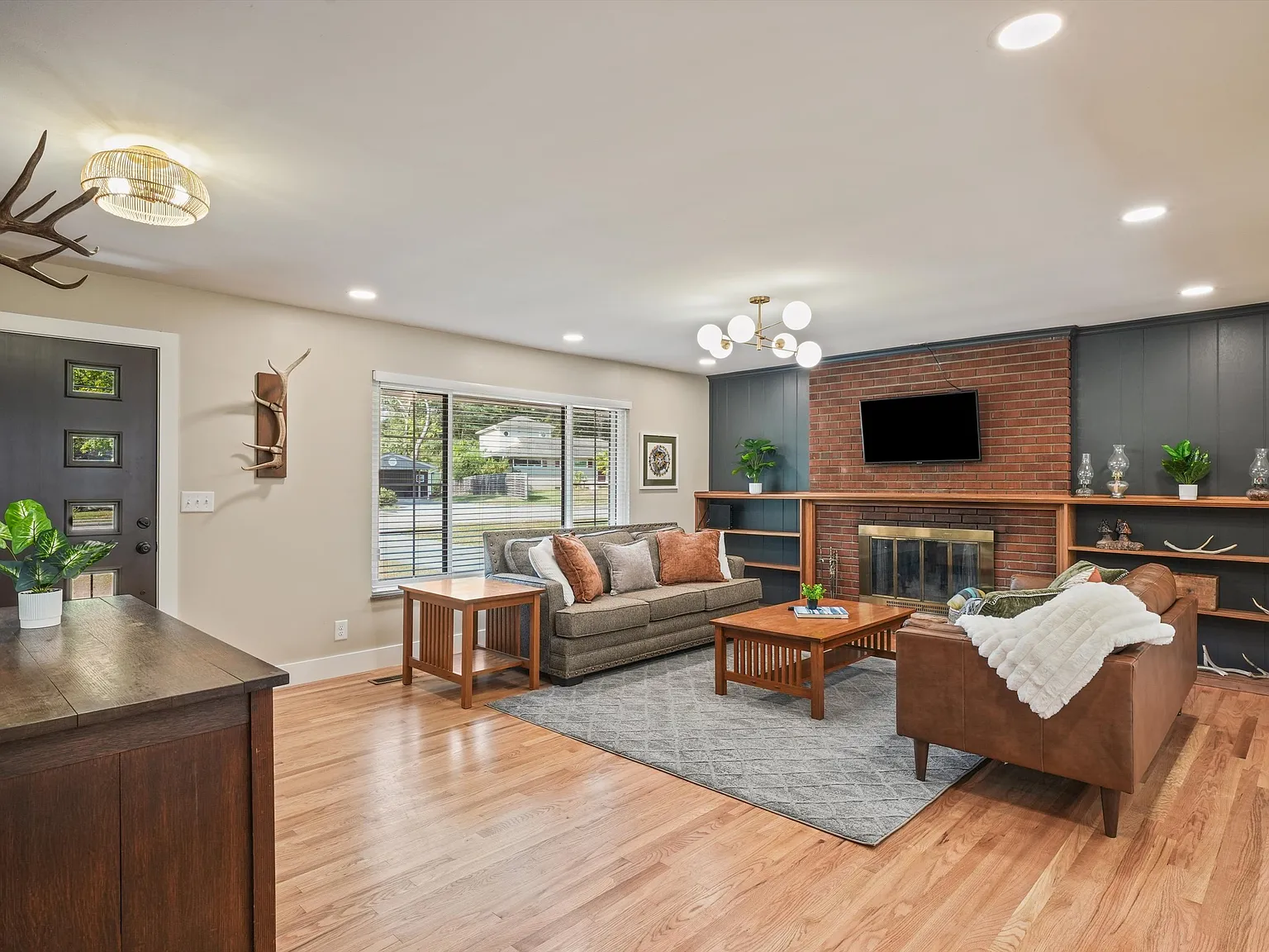 3 bed, 1500 sqft, $3,400 — Photo 3