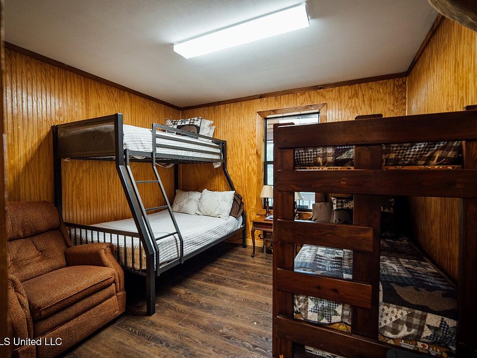 13th image of this home