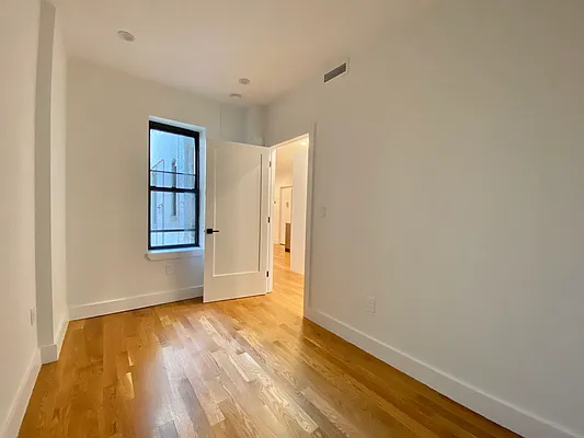 Rented by Simply Brooklyn Realty Inc | media 5