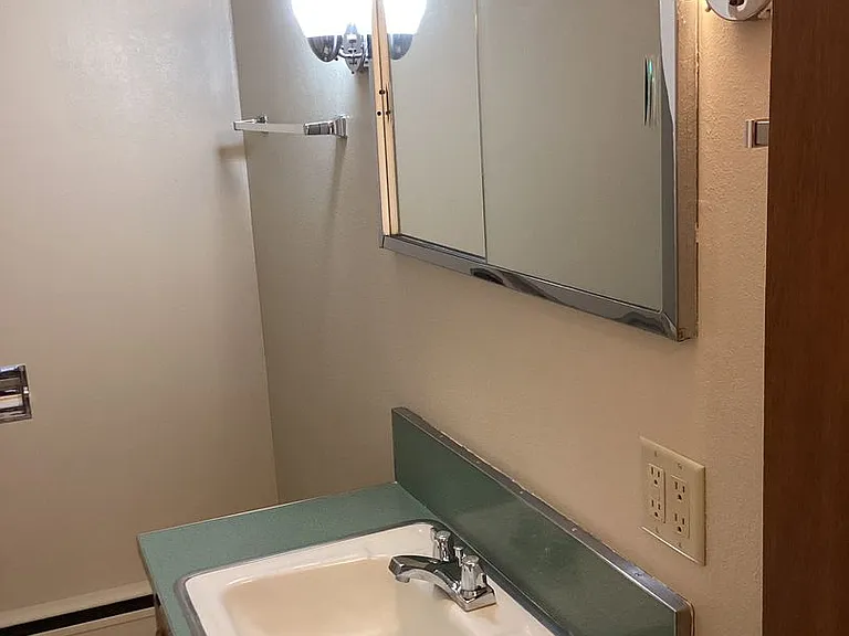 2237 Main St — Photo 7