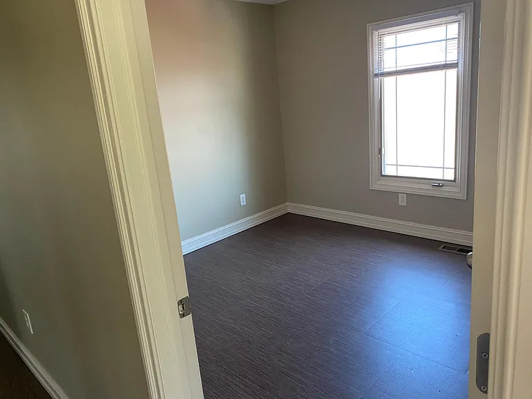 799 N Holbrook St — Photo 26