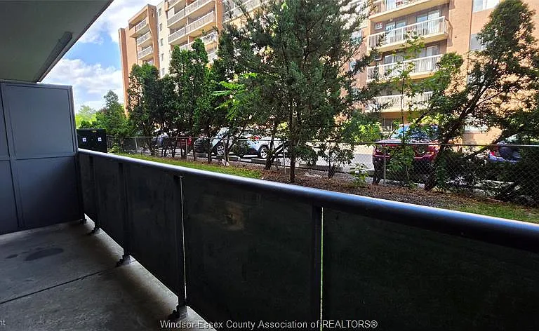 3900 Wyandotte St E #121 — Photo 5