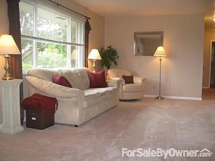 2nd image of 4236 Ridgecliff Dr