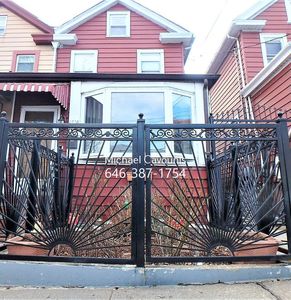 4514 98th St, Flushing, NY, 11368