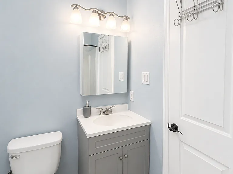 440 Atlanta Ct — Photo 23