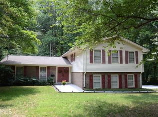551 Maple Wood Dr, Lawrenceville, GA