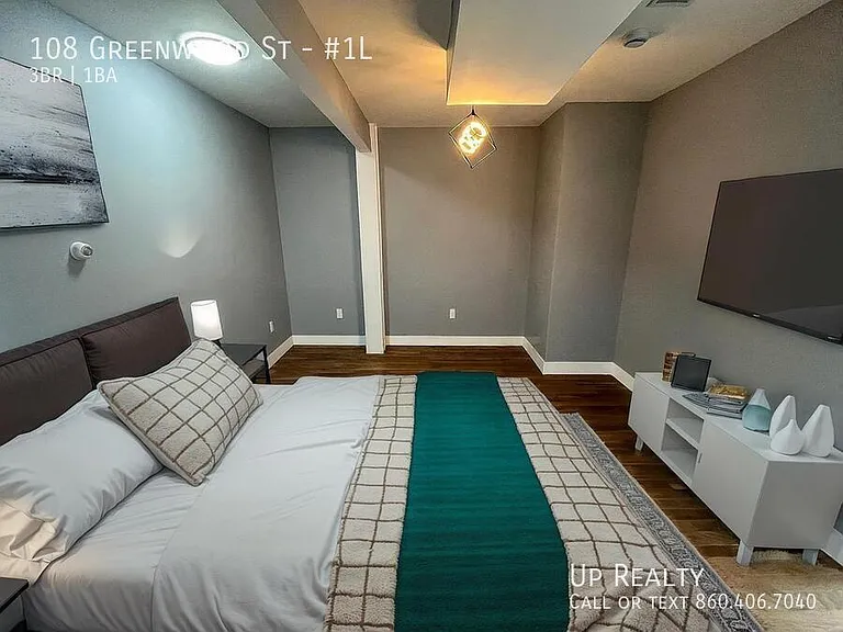 108 Greenwood St #1L — Photo 5