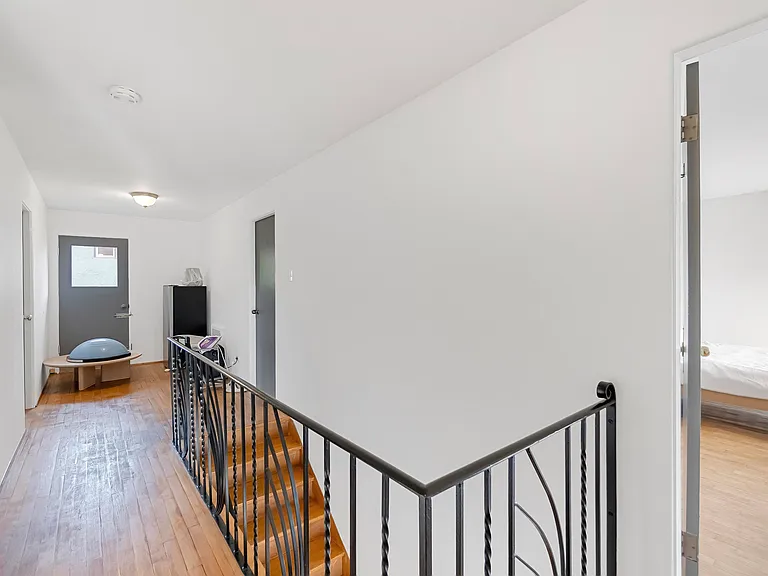 4514 Bellevue Dr — Photo 35