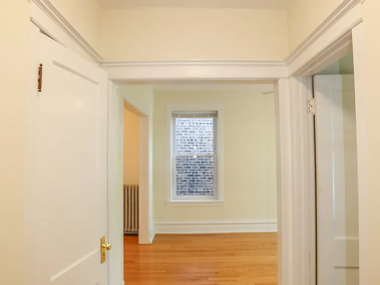 1848 W Grace St #1S — Photo 10