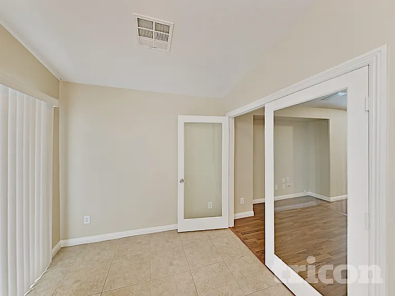 2771 Bridleton Ave — Photo 27