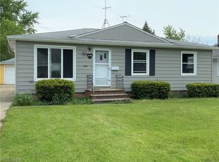 9336 Berkshire Rd, Parma Heights, OH 44130